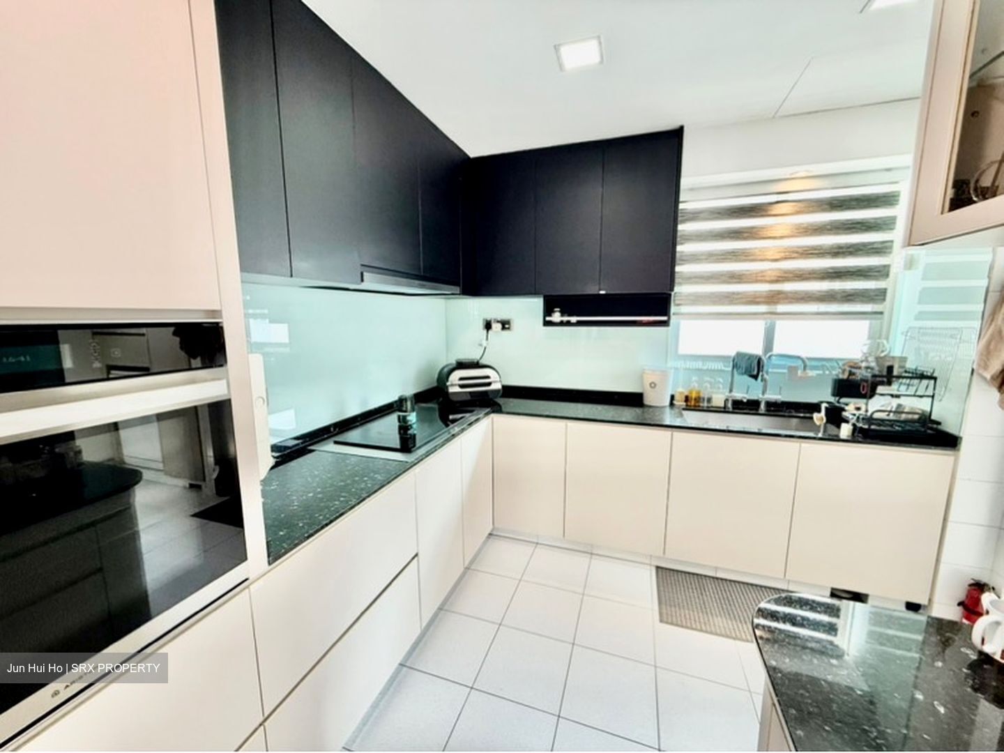 The Esparis (D18), Condominium #622625511
